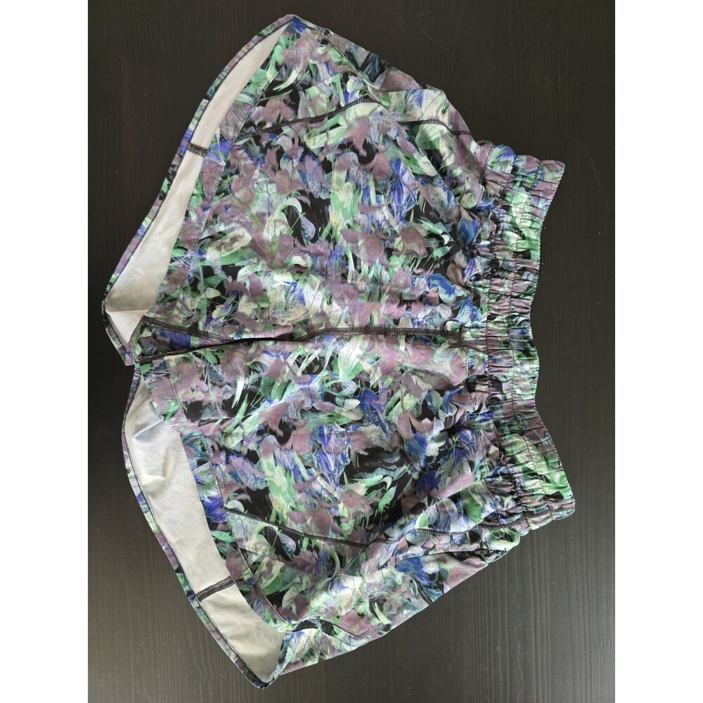 Lululemon 8 Mid Rise Track That 5” Lined Shorts Floral purple green activewear